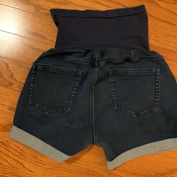 American star Size MEDIUM Maternity denim shorts - Picture 3 of 8